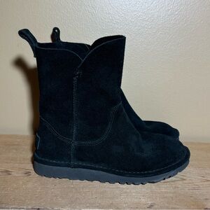 Ugg Alida Unlined Black Suede Leather Short Boots Style 1017533 Size 6